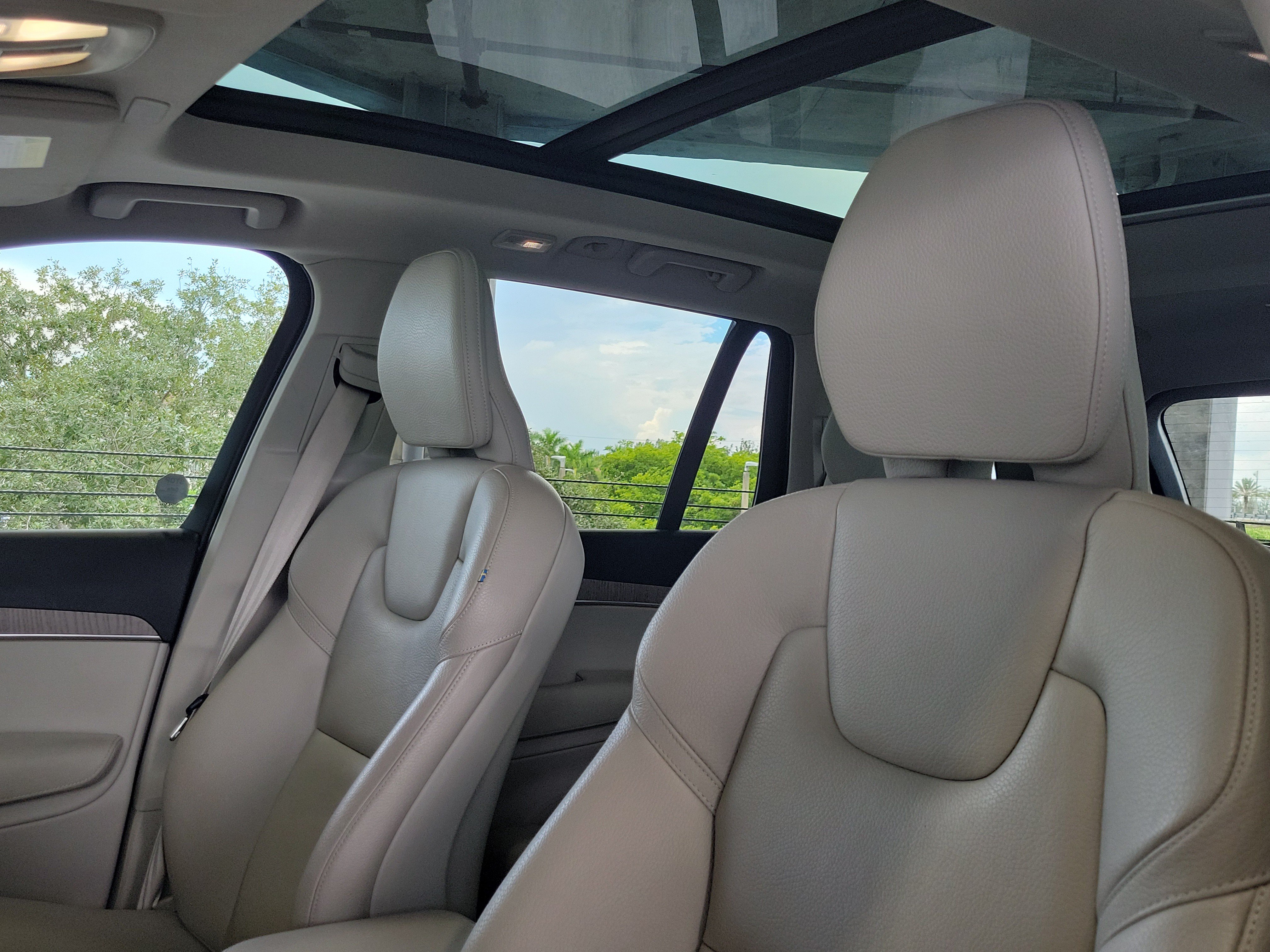 Used 2023 Volvo XC90 B5 Plus w/ Protection Package Premier AWD/4WD image 21