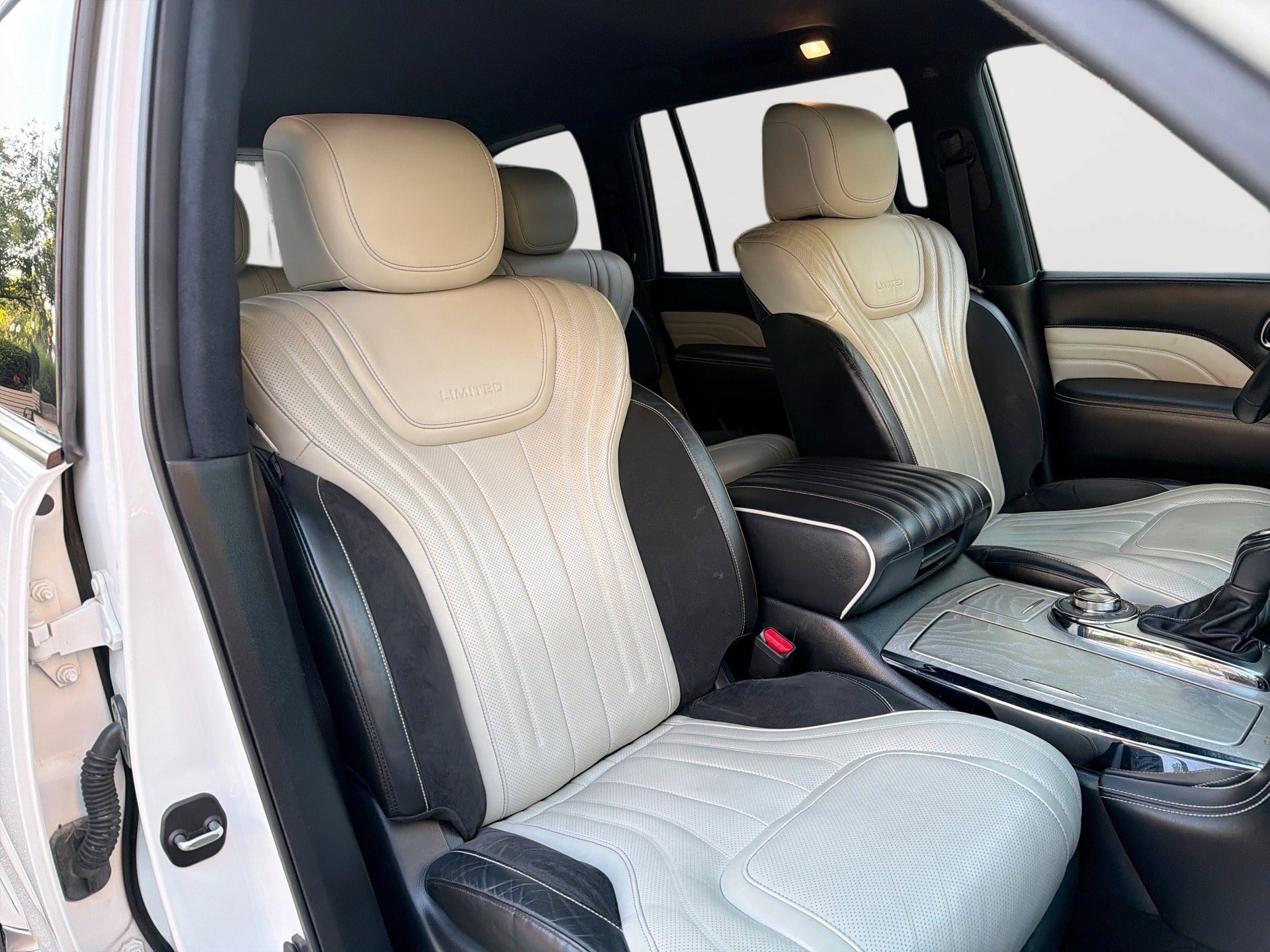 Used 2019 INFINITI QX80 Limited AWD/4WD image 28