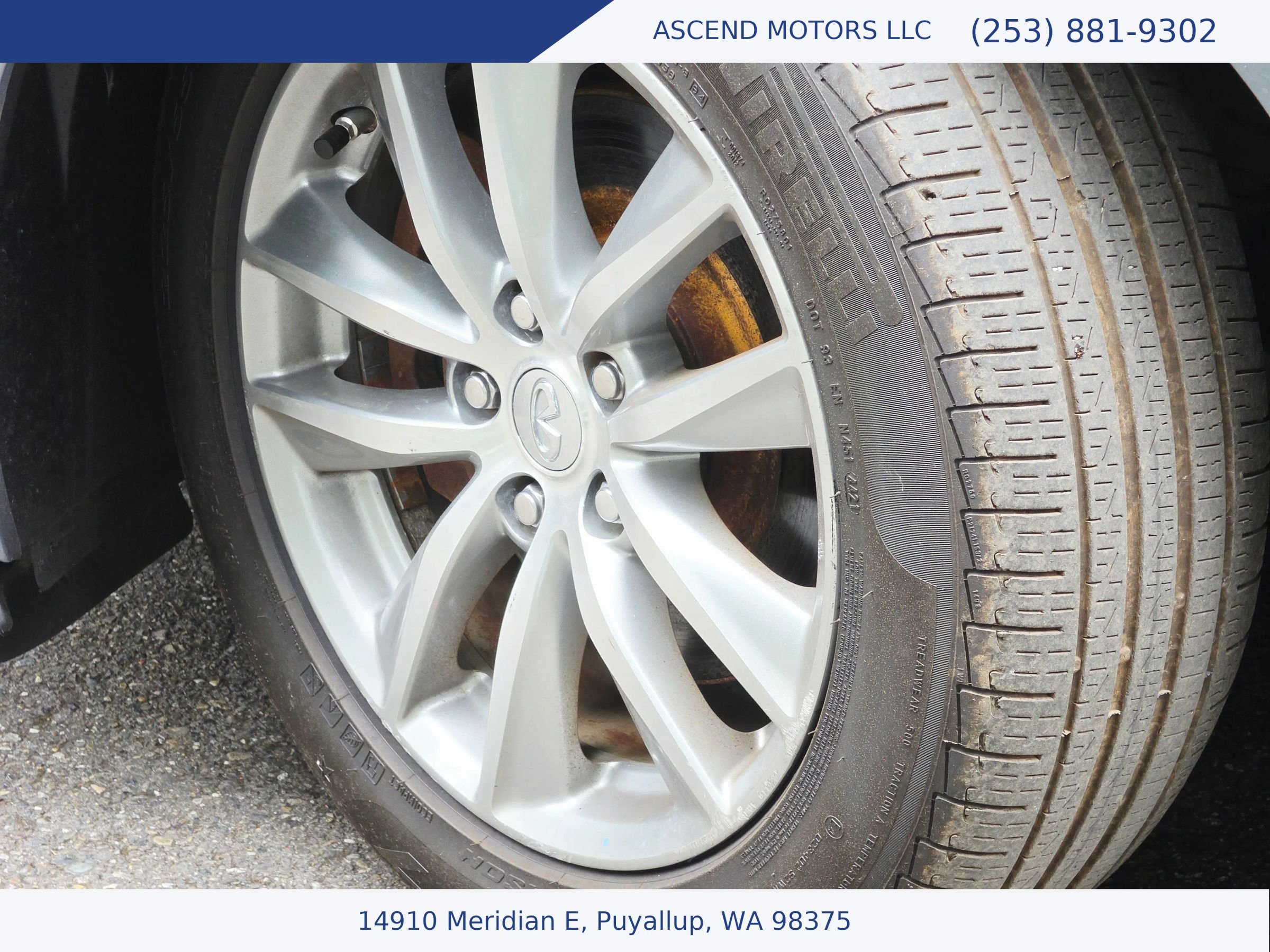 Used 2014 INFINITI Q50 Premium w/ Deluxe Touring Package AWD/4WD image 18