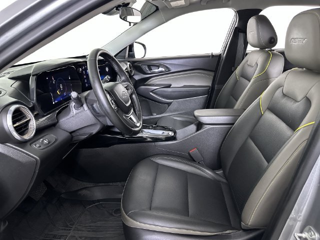 Used 2025 Chevrolet Trax ACTIV w/ Driver Confidence Package FWD image 20