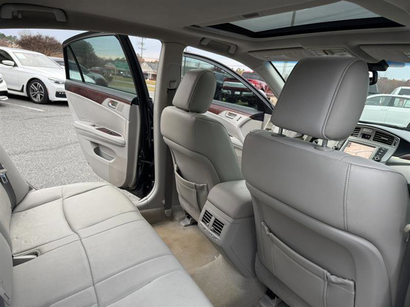 Used 2011 Toyota Avalon Limited FWD image 17