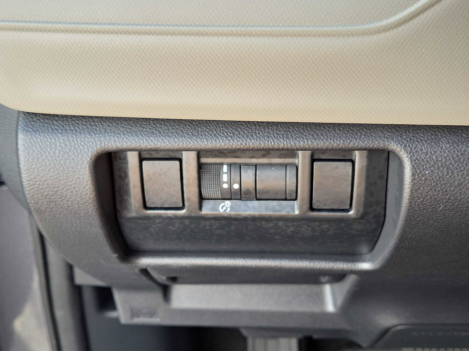 Certified 2025 Subaru Forester image 24