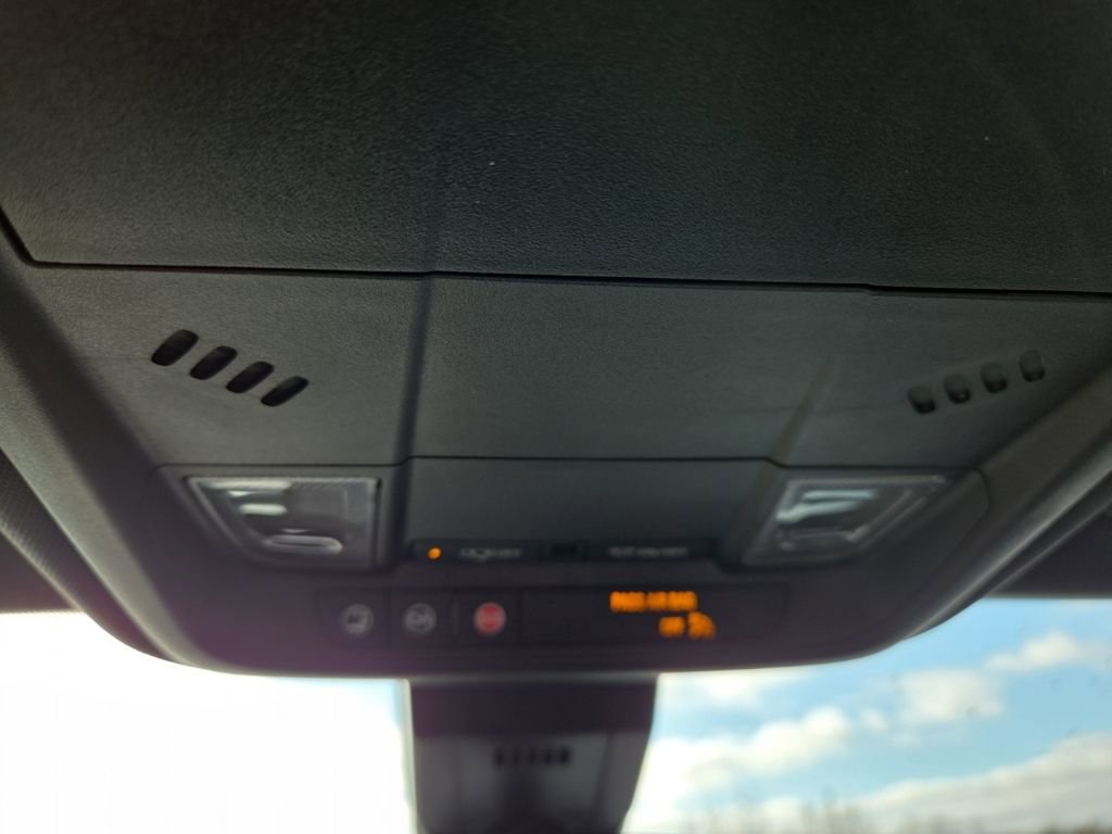 Certified 2024 Chevrolet Equinox RS w/ LPO, Floor Liner Package image 34