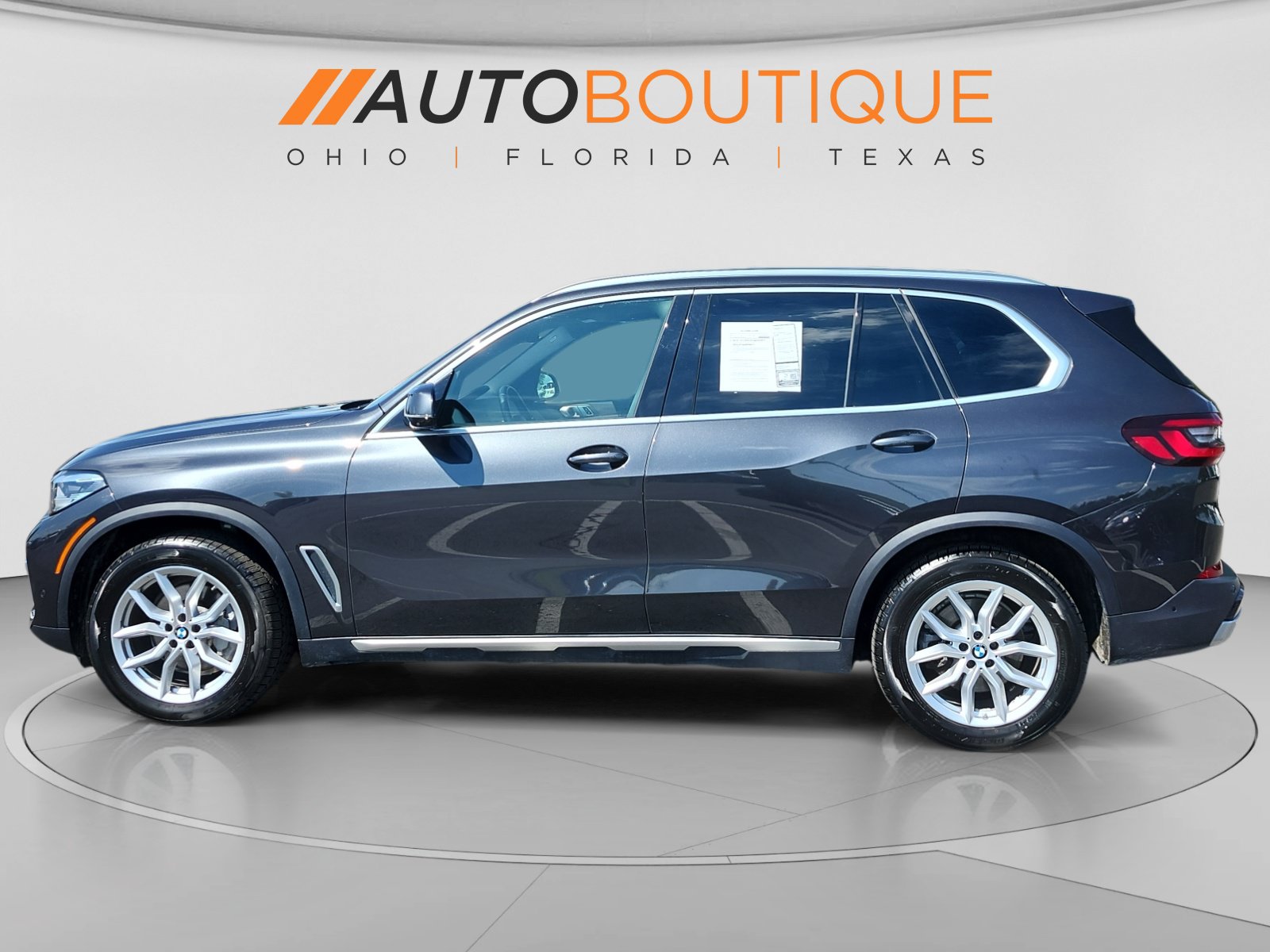 Used 2022 BMW X5 xDrive40i w/ Premium Package AWD/4WD image 2