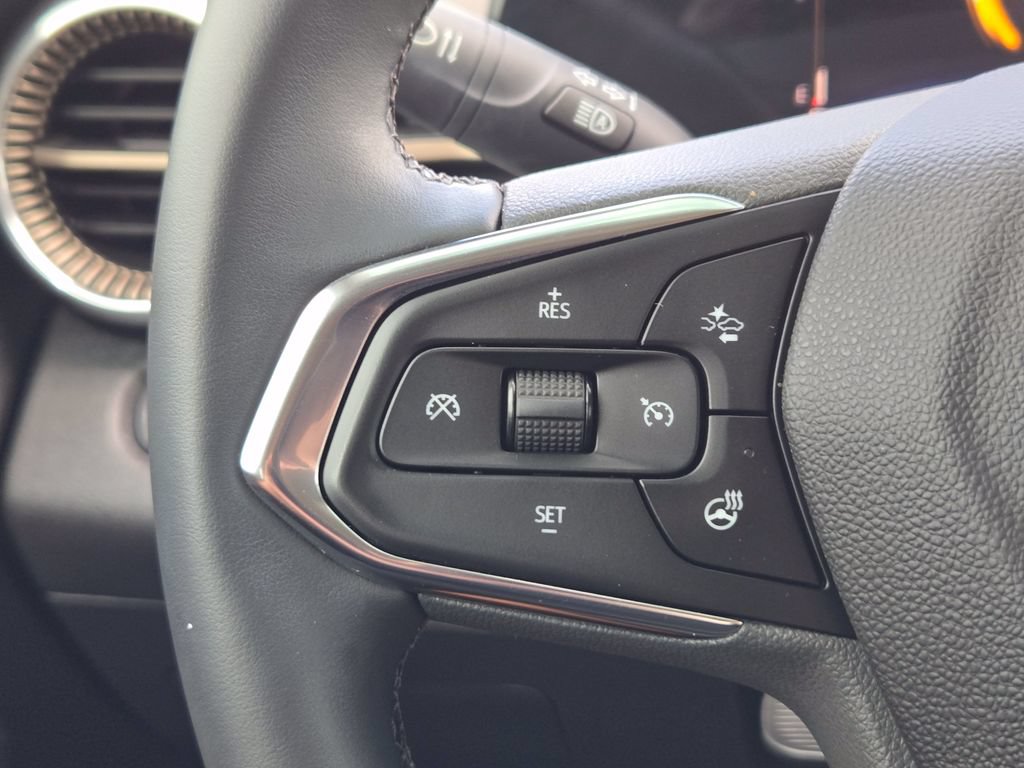 Used 2026 Chevrolet Trax ACTIV w/ Driver Confidence Package FWD image 23