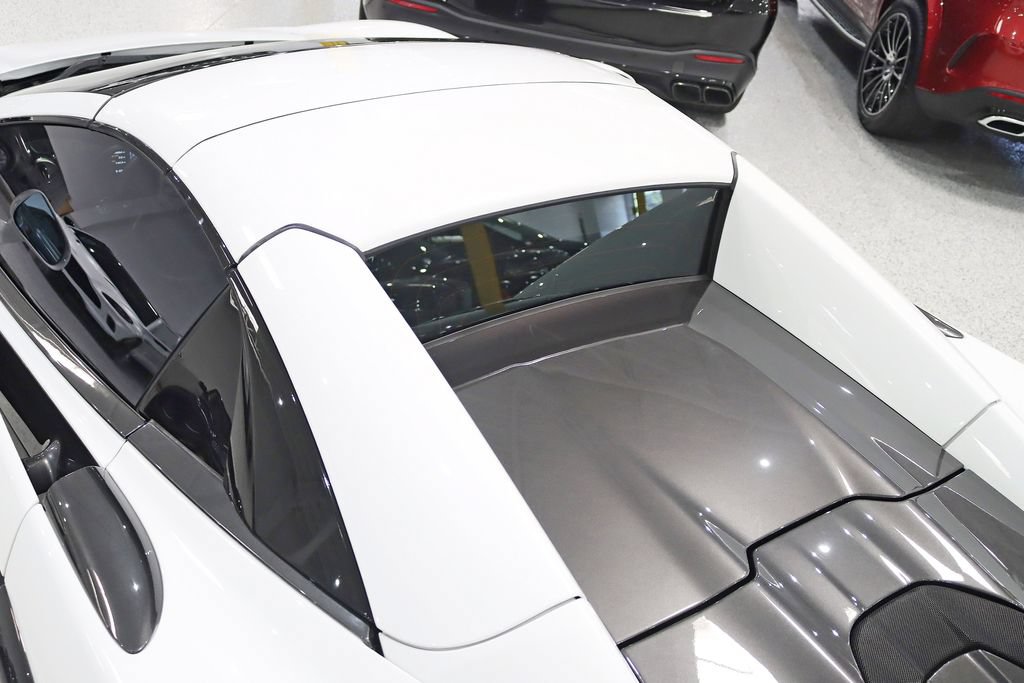 Used 2020 McLaren 600LT Spider RWD image 42