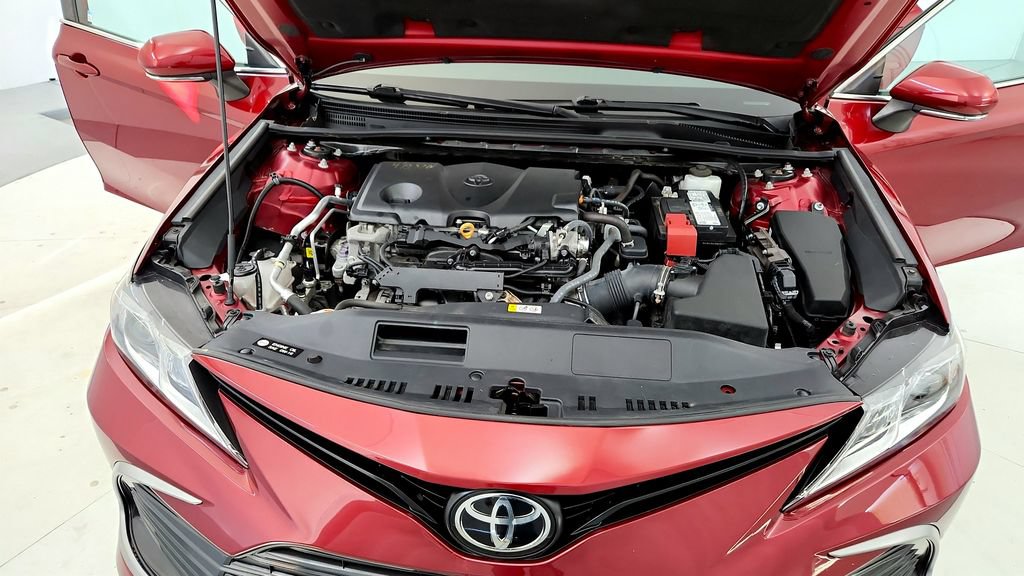 Used 2021 Toyota Camry LE w/ Cold Weather Package FWD image 14
