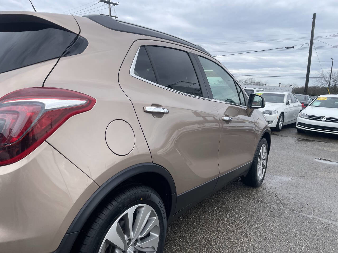 Used 2019 Buick Encore Preferred w/ Safety Package FWD image 5