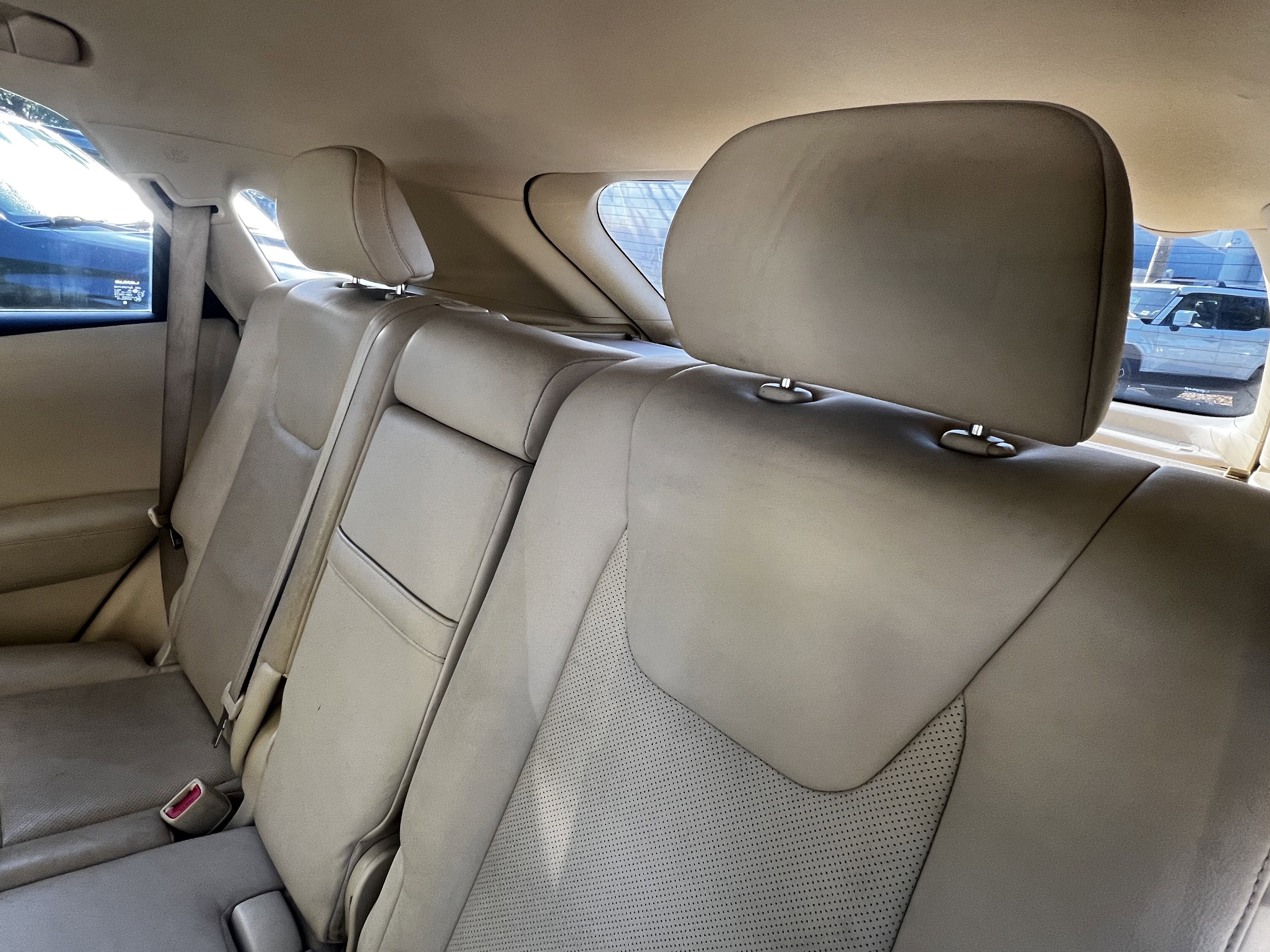 Used 2011 Lexus RX 450h AWD w/ Premium Pkg image 33