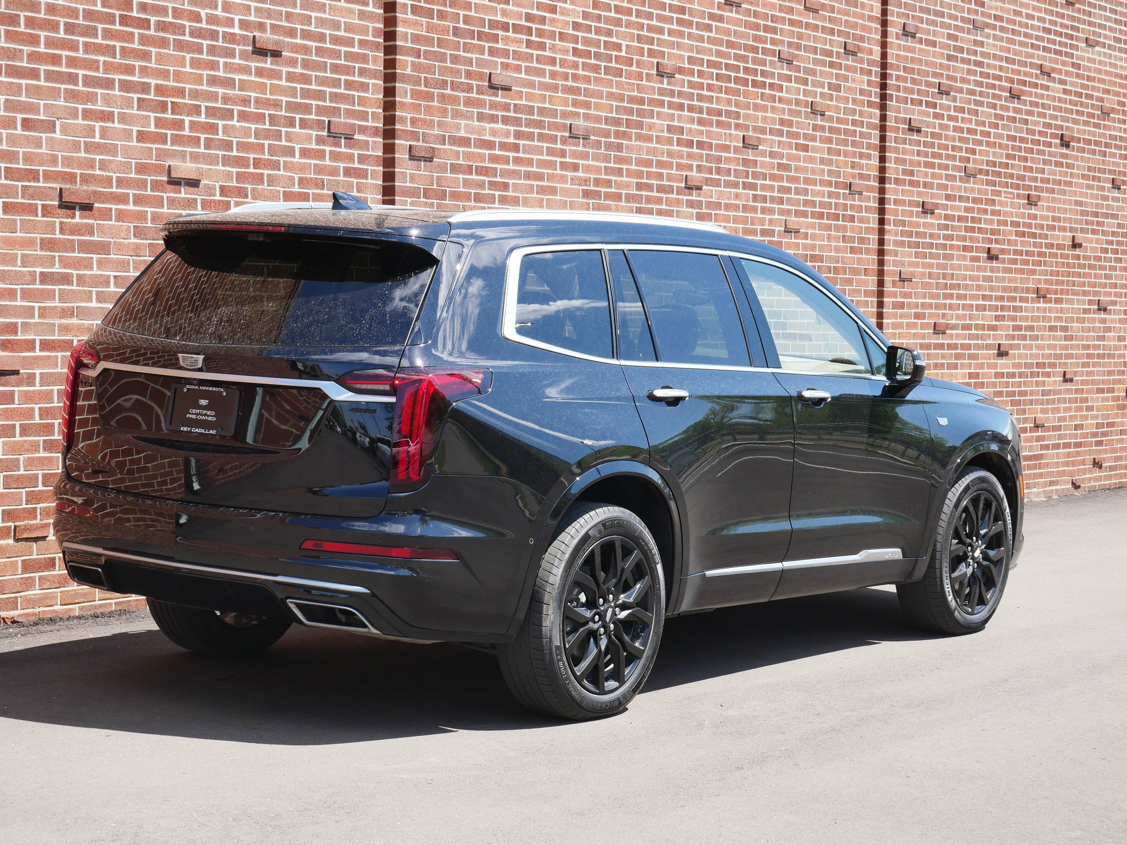 Certified 2024 Cadillac XT6 Premium Luxury w/ Platinum Package AWD/4WD image 24
