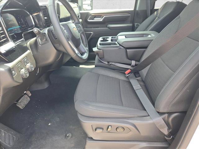 Used 2026 Chevrolet Silverado 2500 LT AWD/4WD image 17