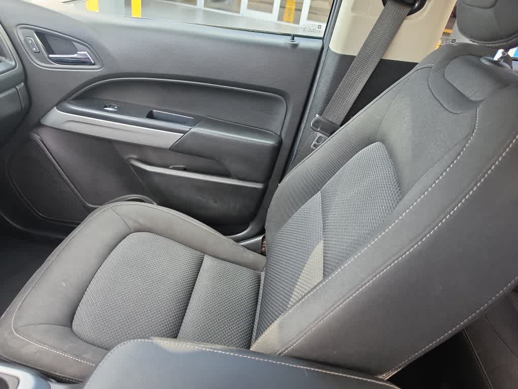 Used 2021 Chevrolet Colorado LT RWD image 28