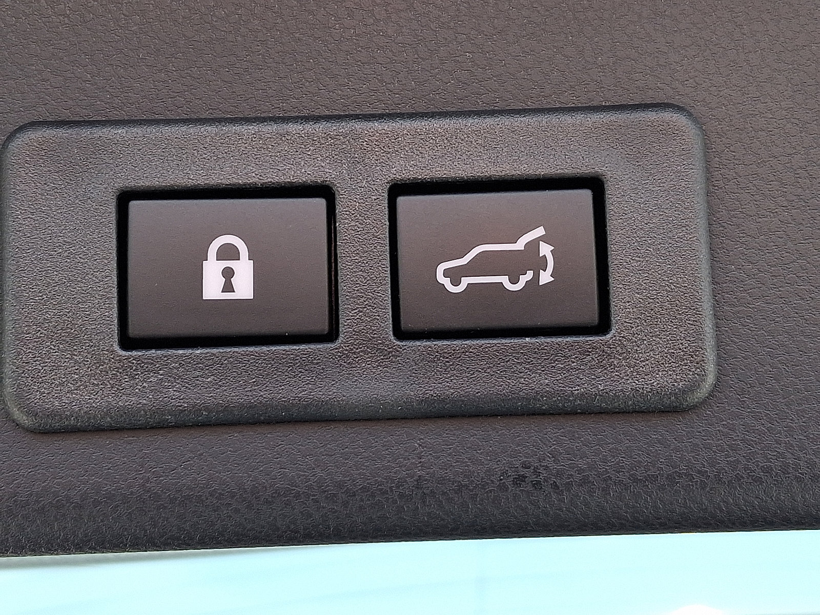 Certified 2024 Subaru Ascent Limited w/ Popular Package #2 image 44