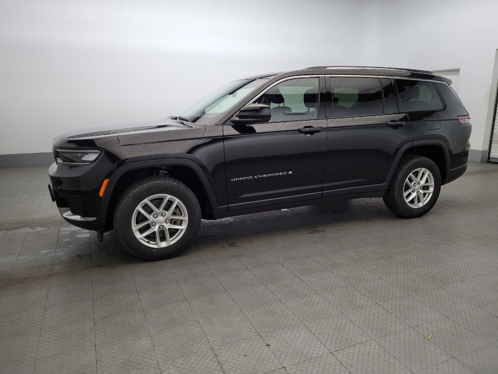 Used 2022 Jeep Grand Cherokee L Laredo w/ Luxury Tech Group I image 2