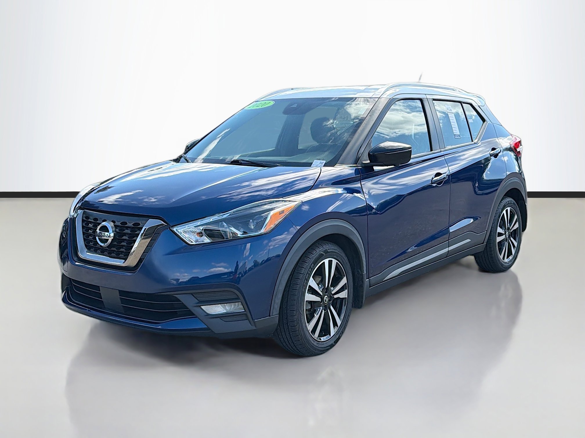Used 2020 Nissan Kicks SR w/ SR Premium Package image 7