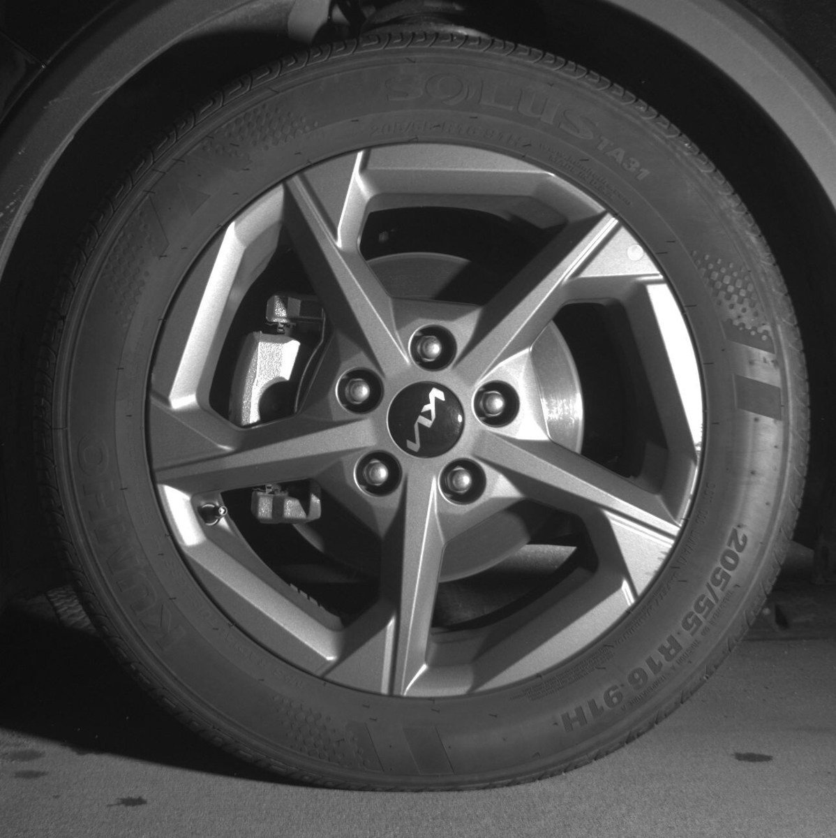 Used 2025 Kia K4 image 9