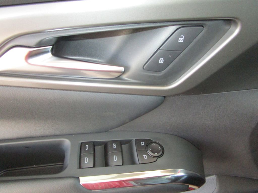 New 2026 Chevrolet Traverse LT w/ Driver Confidence Package image 28