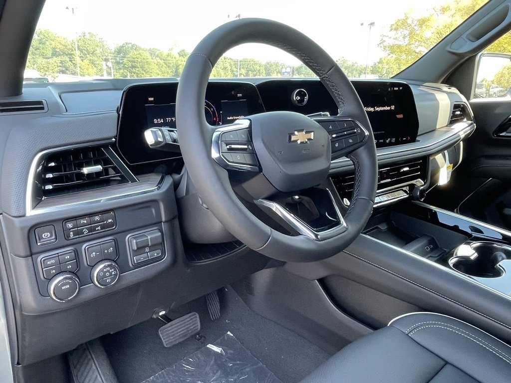 New 2026 Chevrolet Suburban Premier w/ Sun And Tow Package image 11