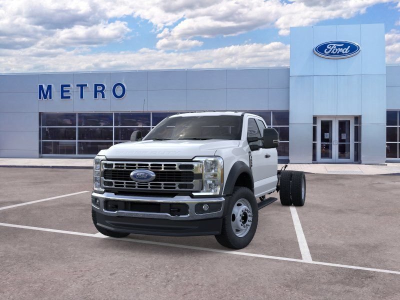 New 2026 Ford F550 4x4 Supercab Super Duty image 3