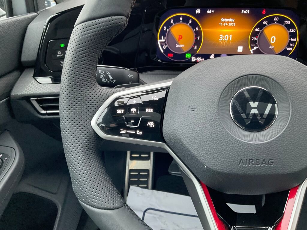 Used 2022 Volkswagen GTI Autobahn image 16