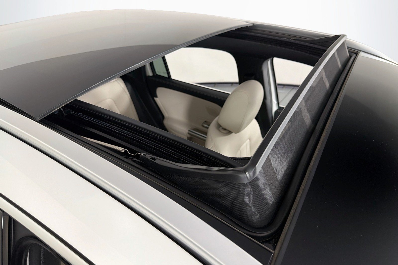 New 2026 Mercedes-Benz GLA 250 image 21