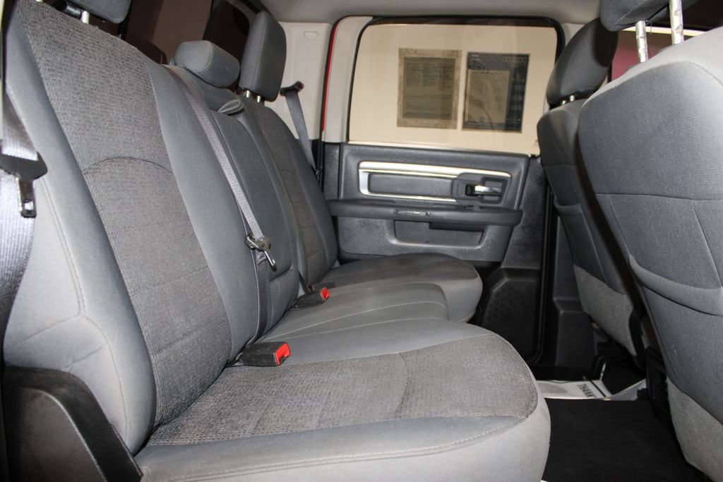 Used 2017 RAM 1500 Big Horn RWD image 29