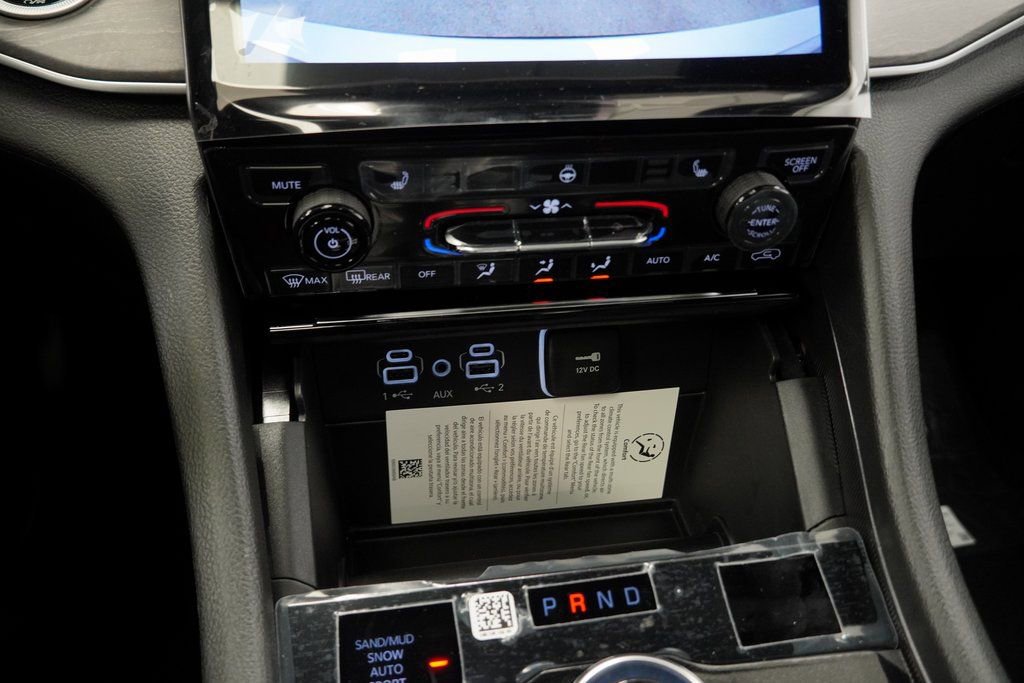 New 2025 Jeep Grand Cherokee L Limited image 25