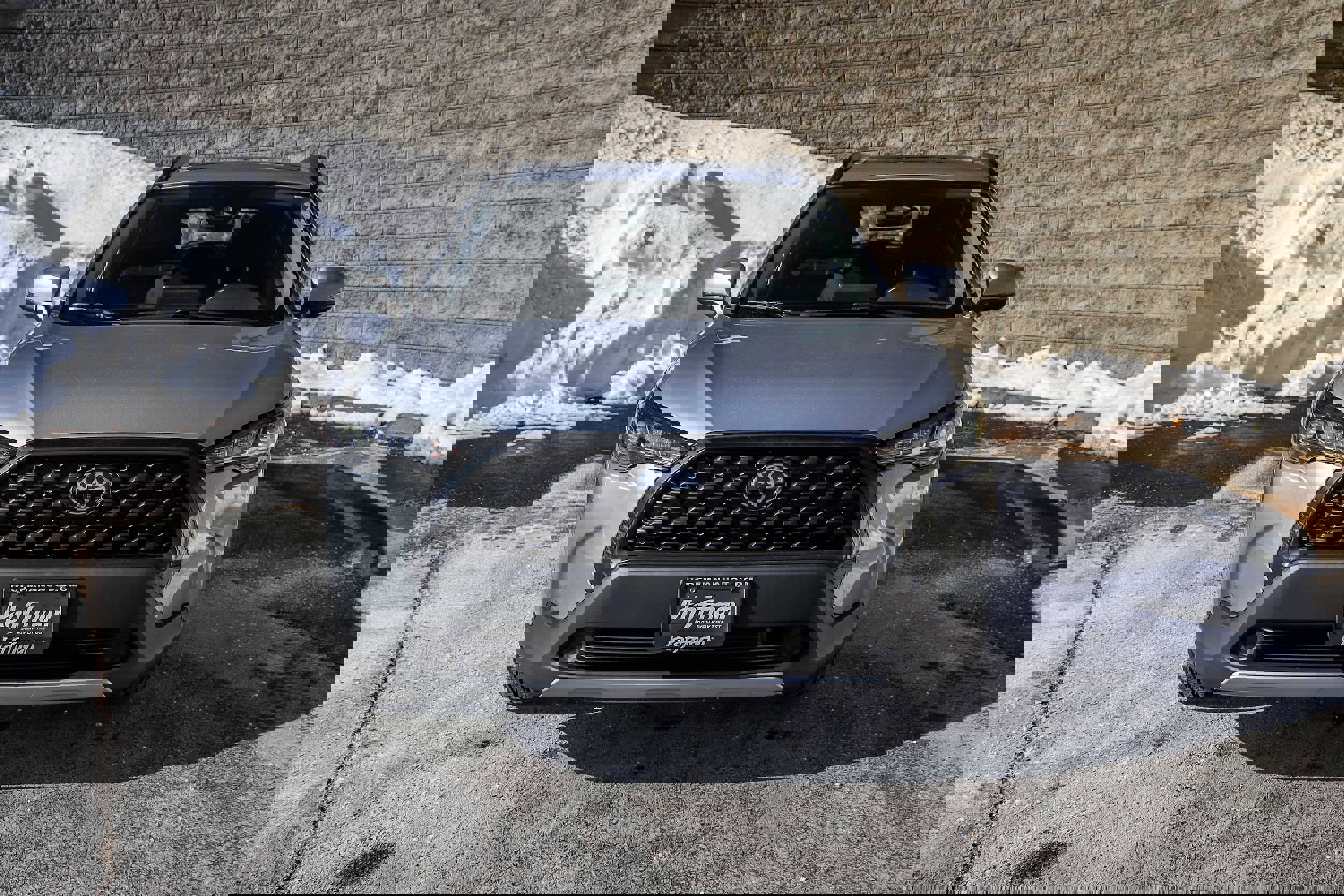 Certified 2023 Toyota Corolla Cross LE w/ Moonroof Package image 3