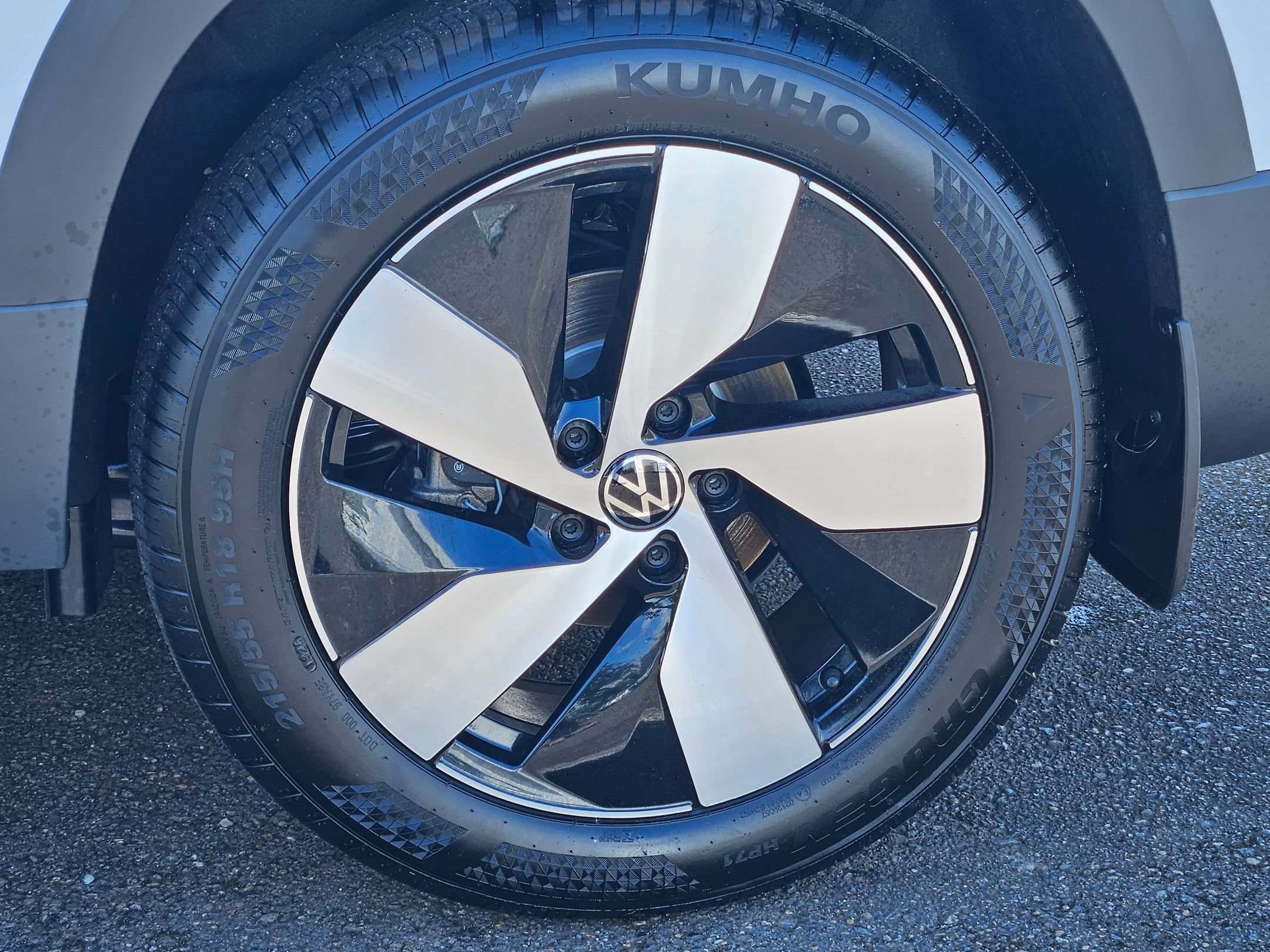 Used 2025 Volkswagen Taos S AWD/4WD image 28