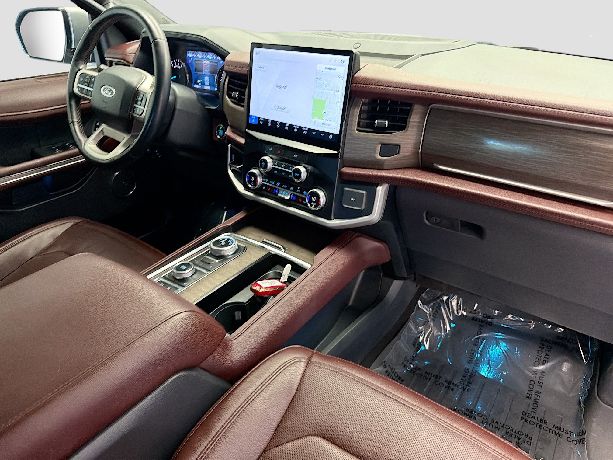 Used 2023 Ford Expedition Limited AWD/4WD image 12