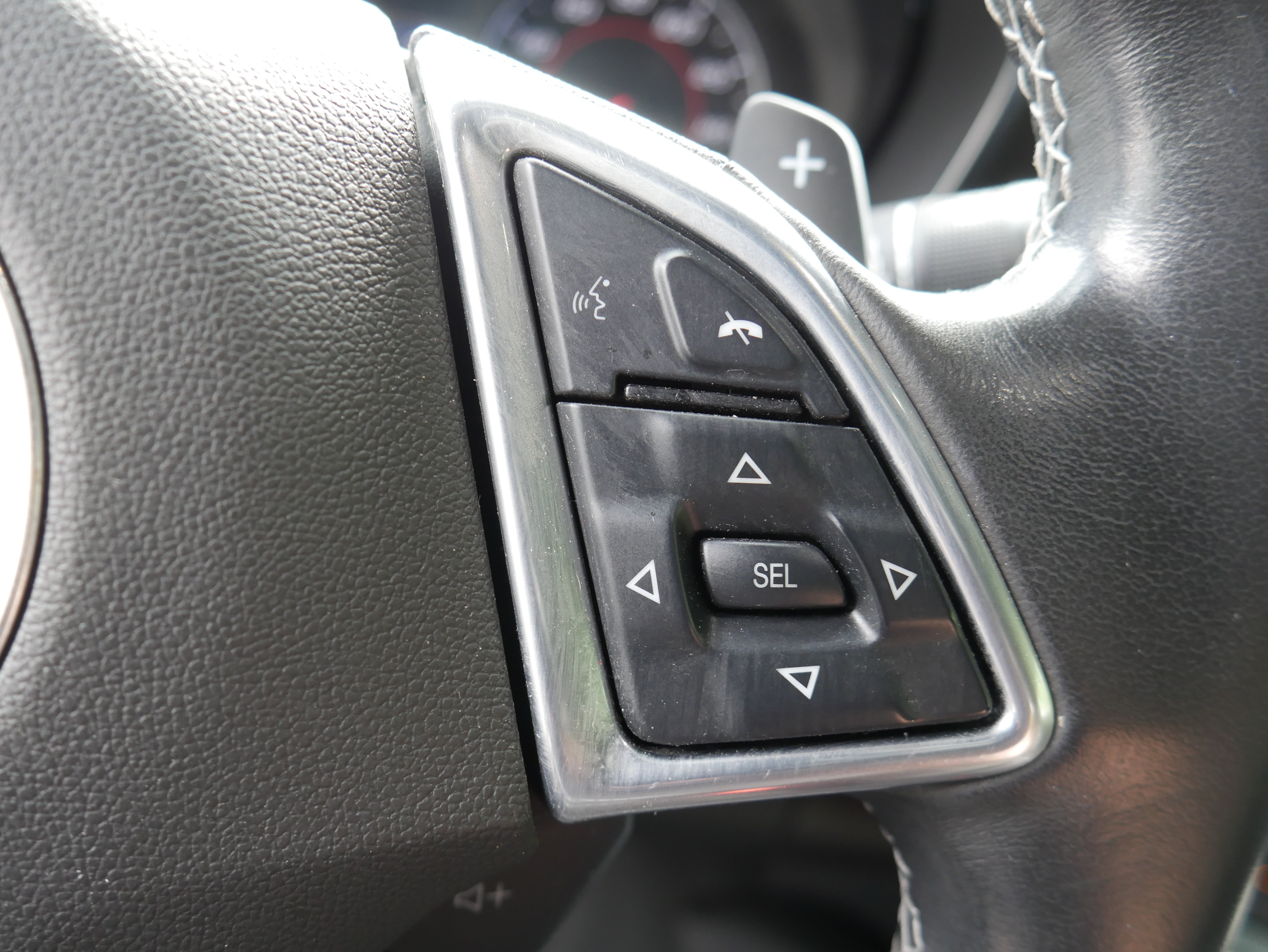 Used 2023 Chevrolet Camaro LT RWD image 22