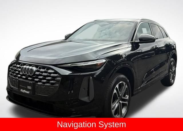 Certified 2025 Audi Q5 Premium w/ Convenience Package AWD/4WD image 4