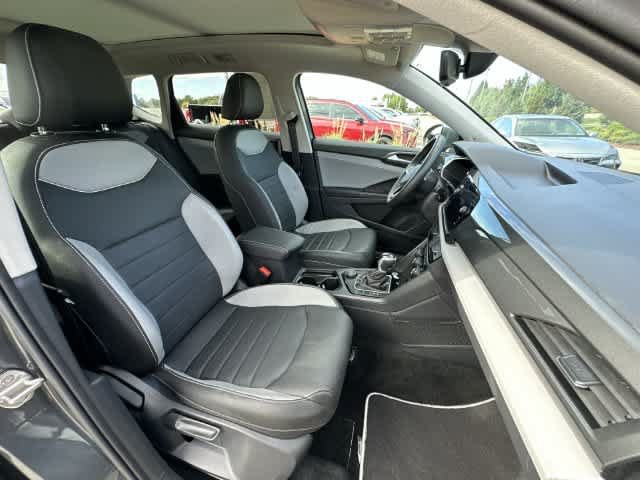Used 2023 Volkswagen Taos SEL w/ Black Wheel Package AWD/4WD image 20