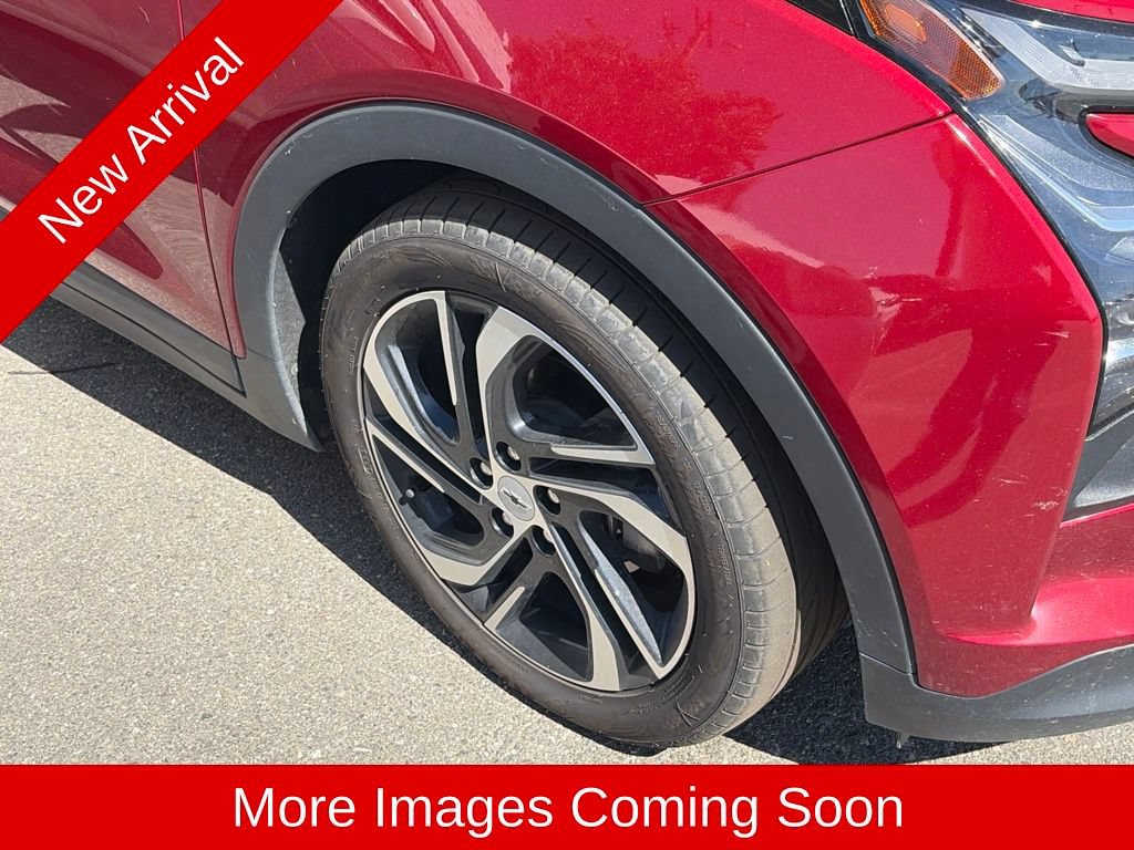 Used 2023 Chevrolet Bolt LT FWD image 9
