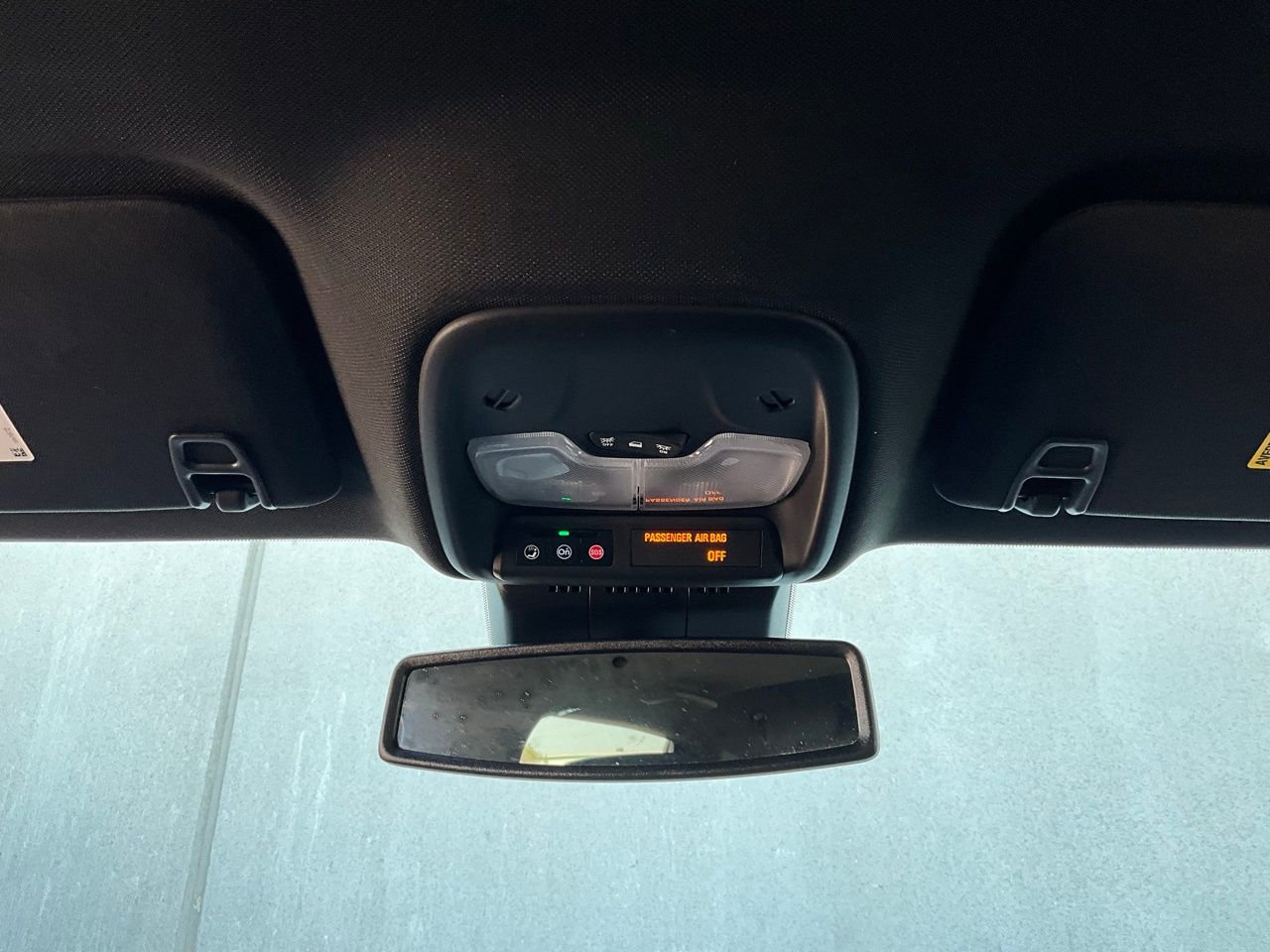 Used 2024 Chevrolet Colorado LT w/ LT Convenience Package II image 16