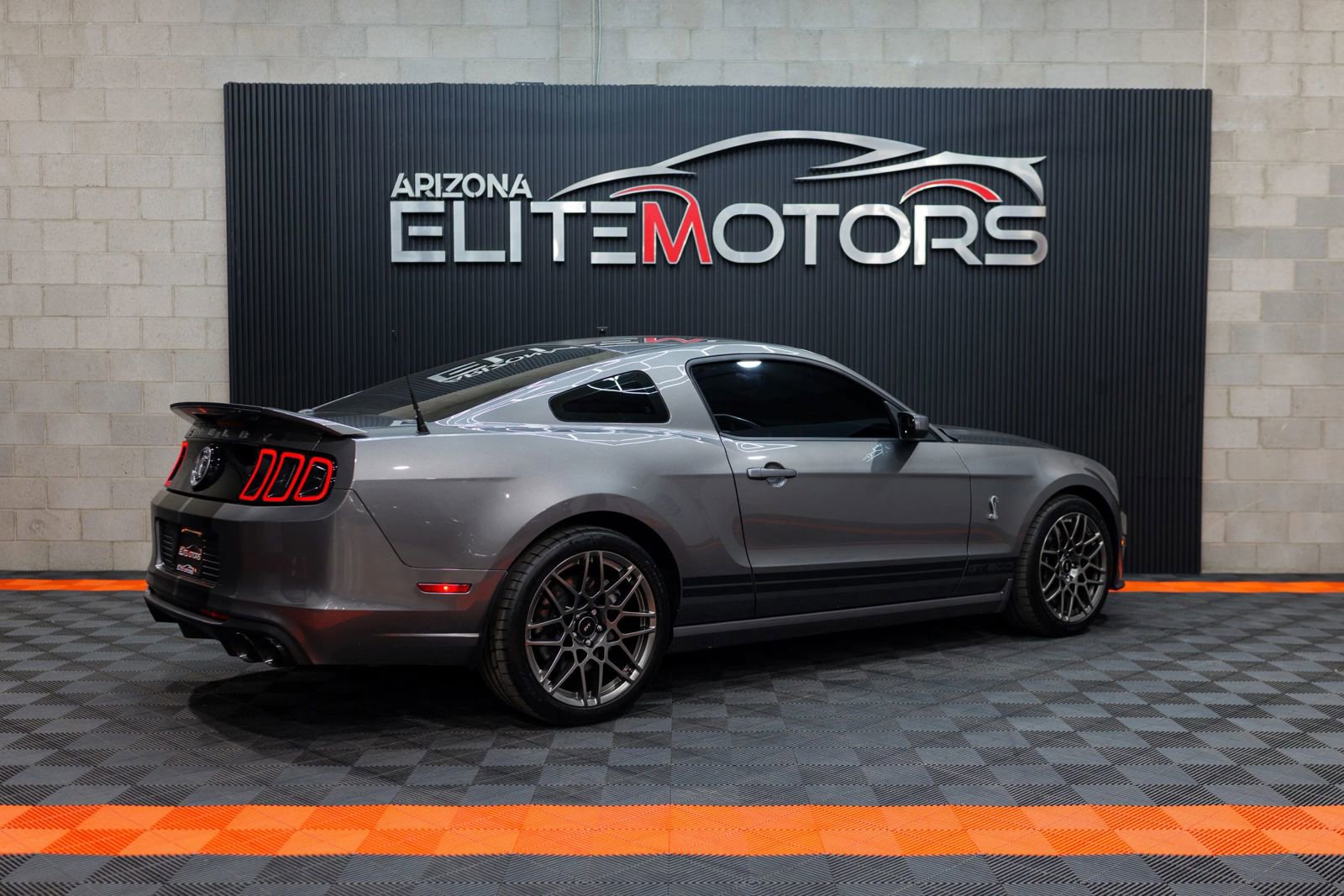 Used 2013 Ford Mustang Shelby GT500 RWD image 17