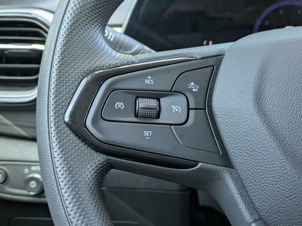 Used 2026 Chevrolet TrailBlazer LT FWD image 24