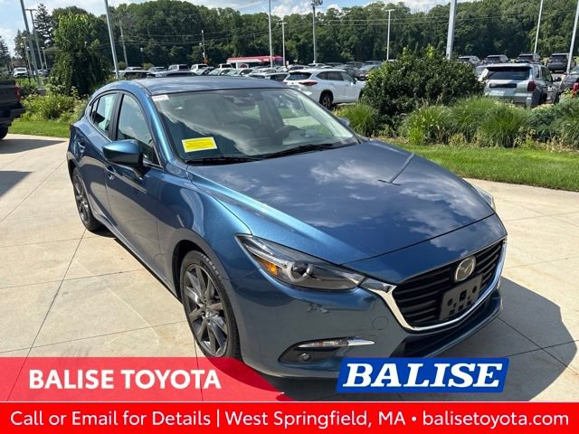 Used 2018 MAZDA MAZDA3 Grand Touring w/ Premium Equipment Package FWD image 1