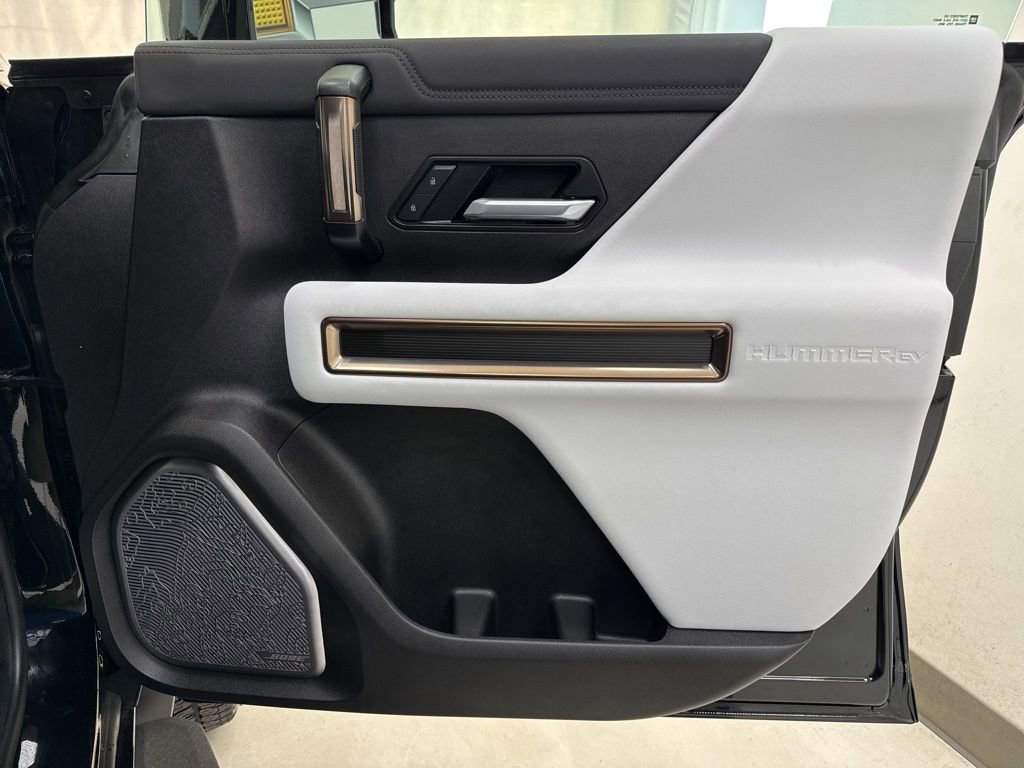 New 2025 GMC Hummer EV 3X AWD/4WD image 8
