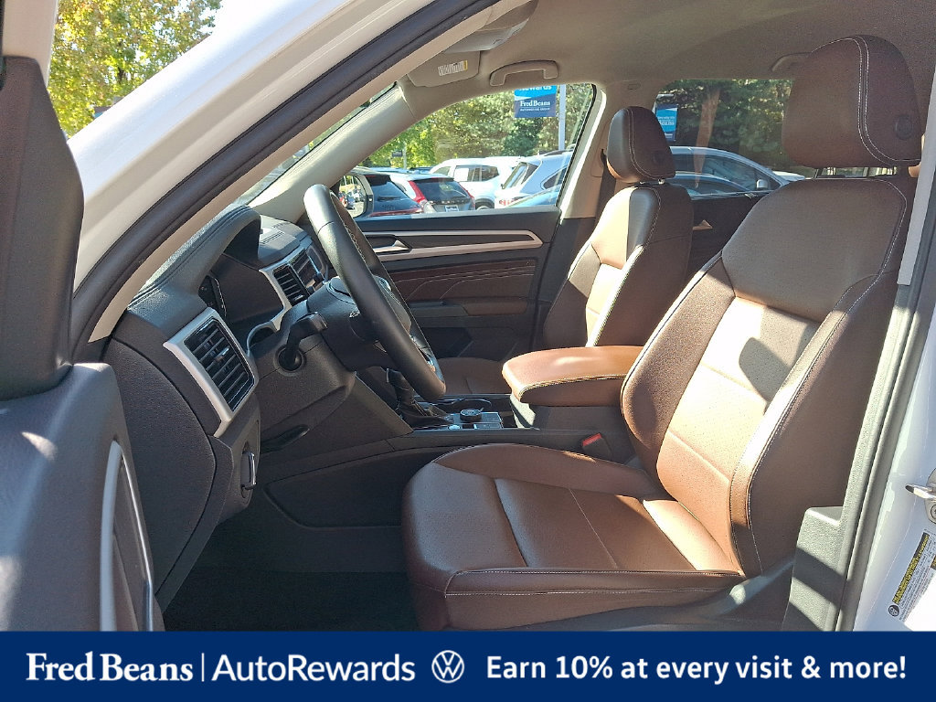 Certified 2023 Volkswagen Atlas SE w/ Black Wheel Package AWD/4WD image 19