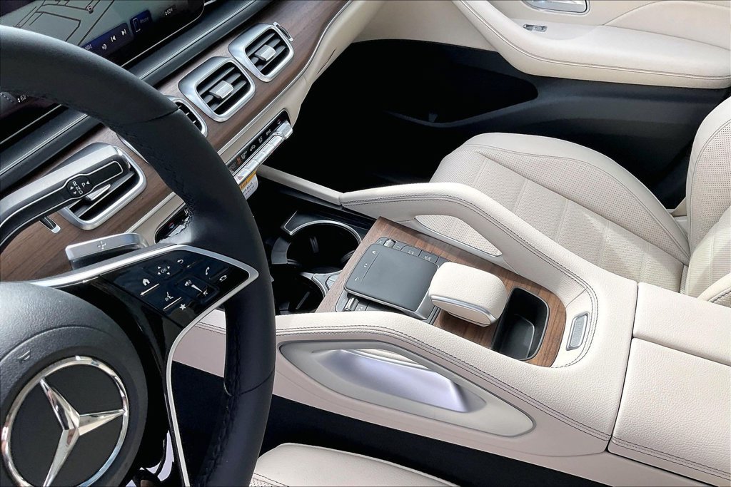 New 2026 Mercedes-Benz GLE 450 4MATIC Coupe image 8