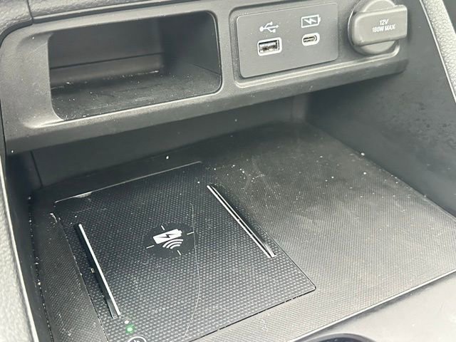 Used 2024 Honda Pilot Touring image 17