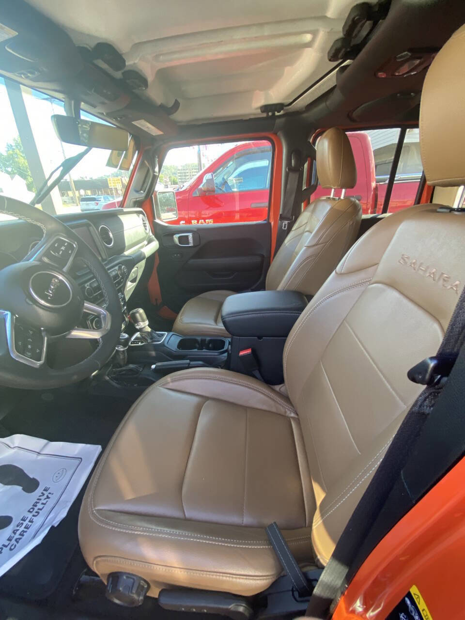 Used 2023 Jeep Wrangler Unlimited Sahara image 8