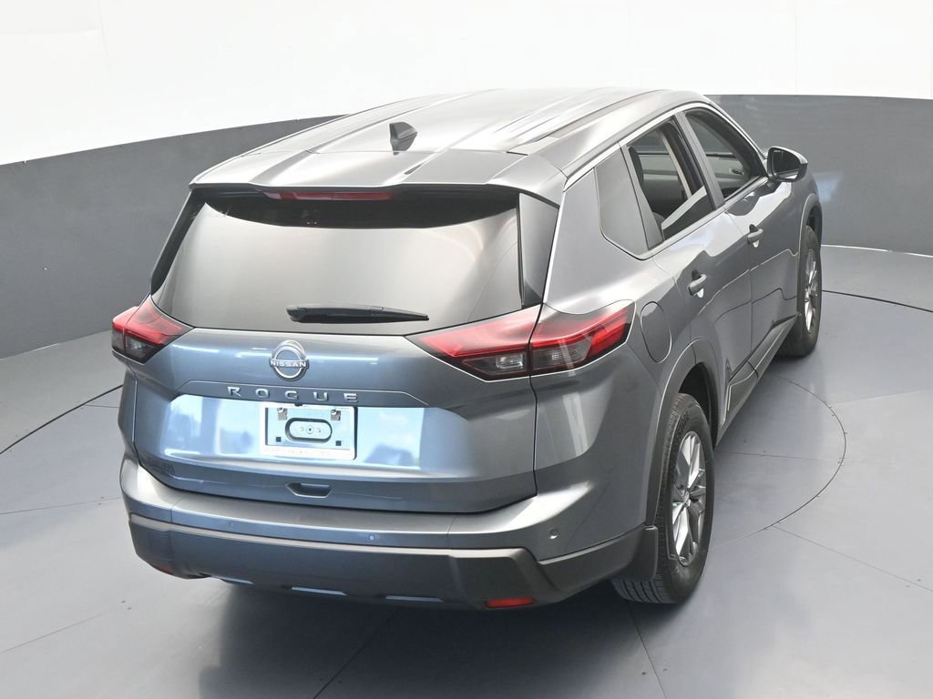 Used 2025 Nissan Rogue S FWD image 42