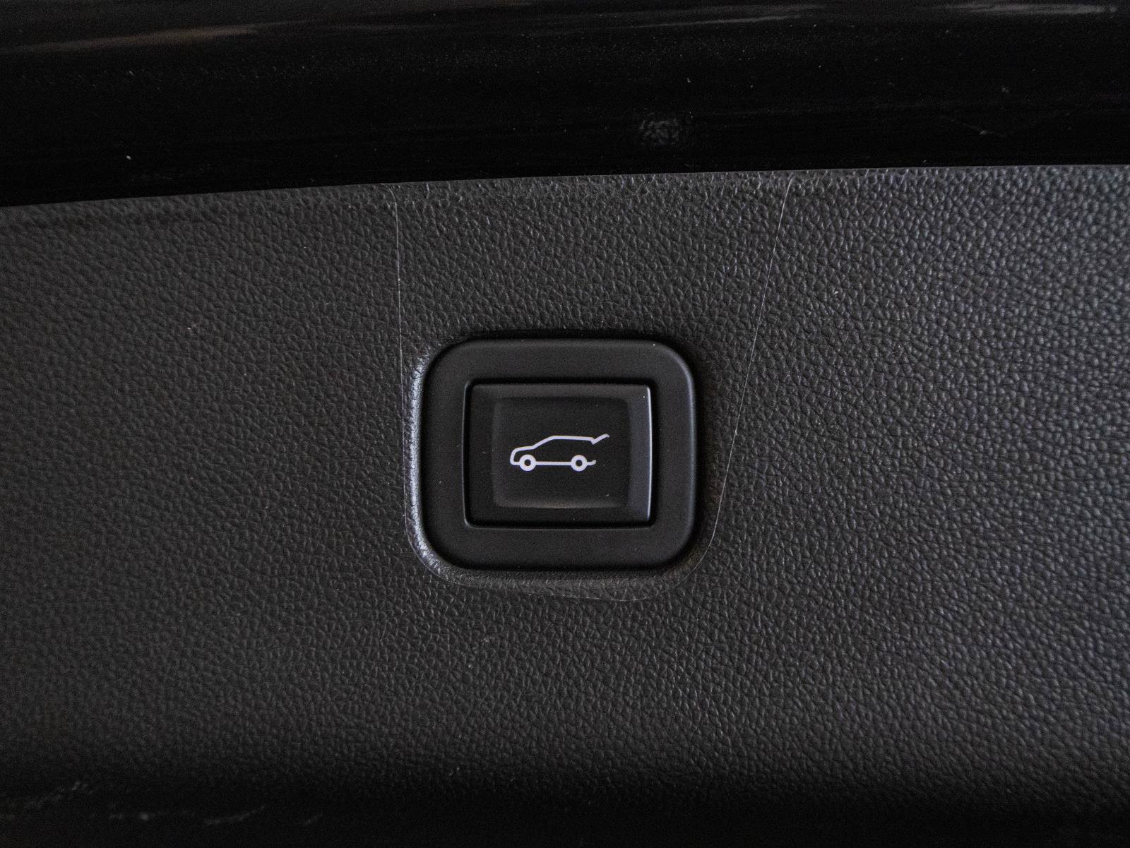 Used 2020 Chevrolet Blazer RS image 26