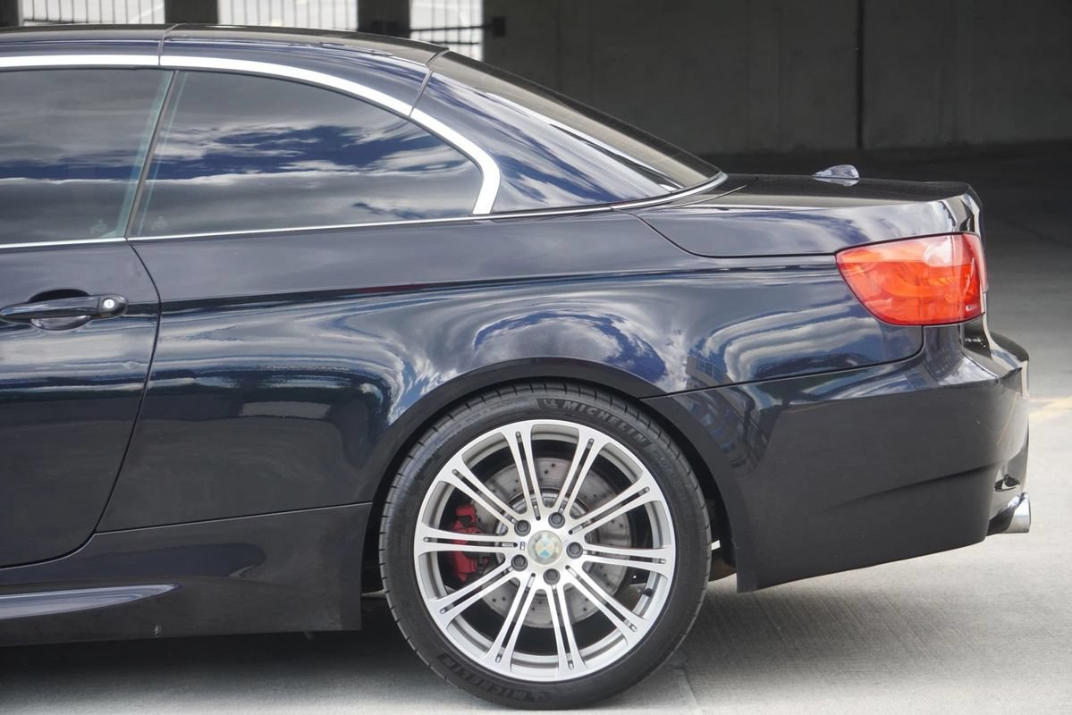 Used 2011 BMW M3 Convertible RWD image 30