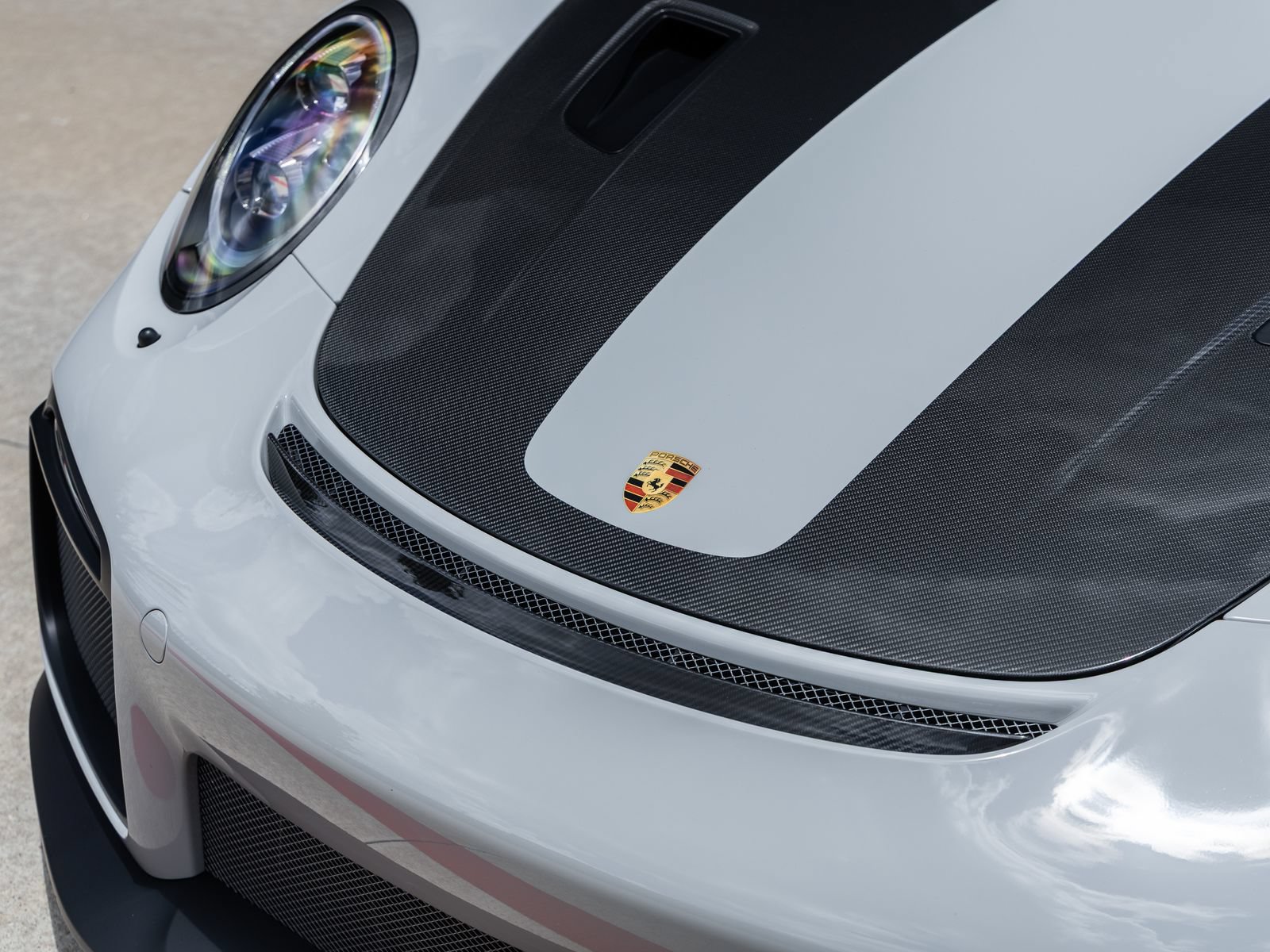 Certified 2019 Porsche 911 GT2 RS RWD image 28