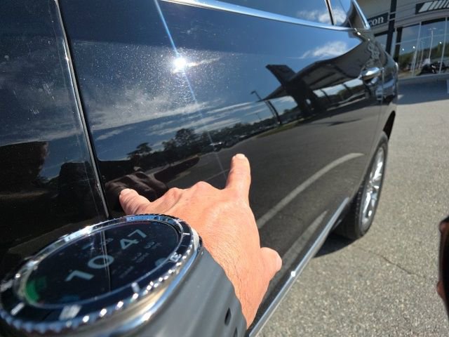 Used 2024 Buick Enclave Avenir image 7