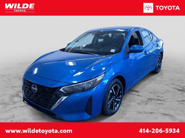 Used 2025 Nissan Sentra SV FWD image 1
