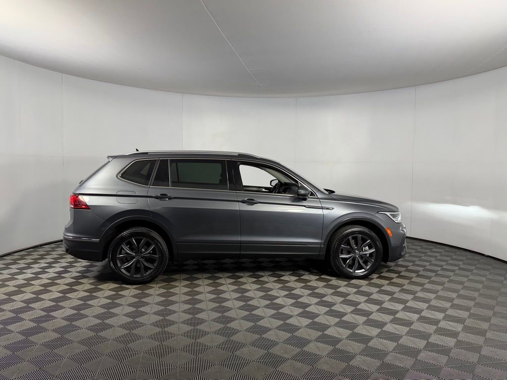Used 2022 Volkswagen Tiguan SE image 5